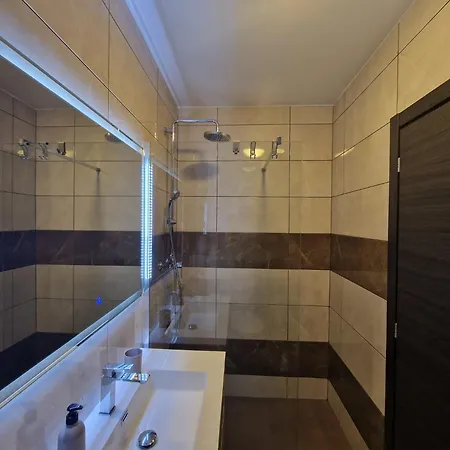 Vera - Luxury Seafront Apartmán Klenovica