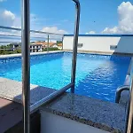 Vera - Luxury Seafront קלנוביצה