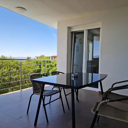 Apartment Vera - Luxury Seafront *