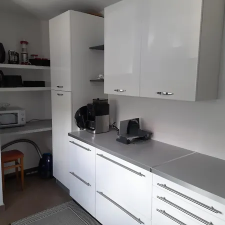 Apartment Vera - Luxury Seafront *