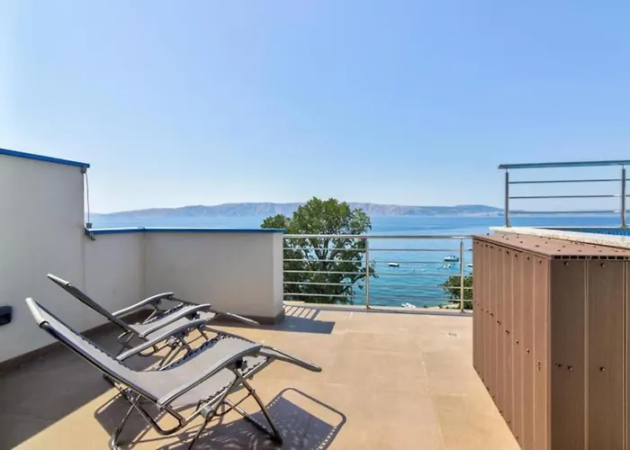 Vera - Luxury Seafront Apartament *