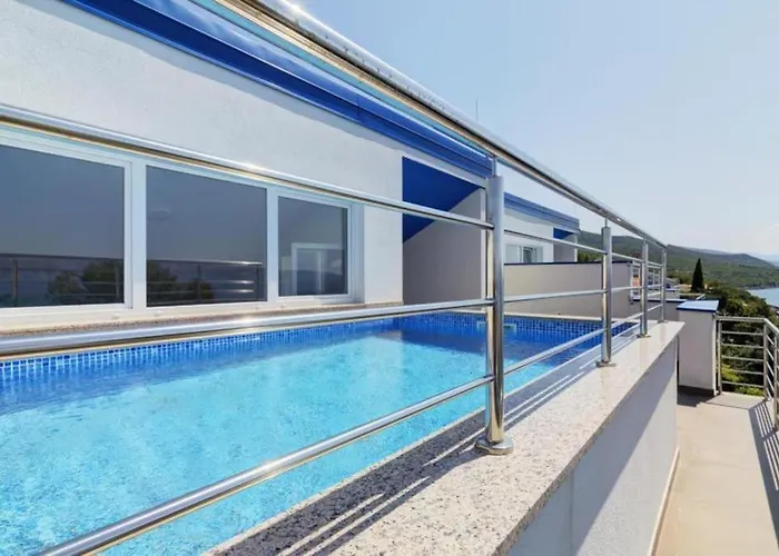 Vera - Luxury Seafront * Klenovica