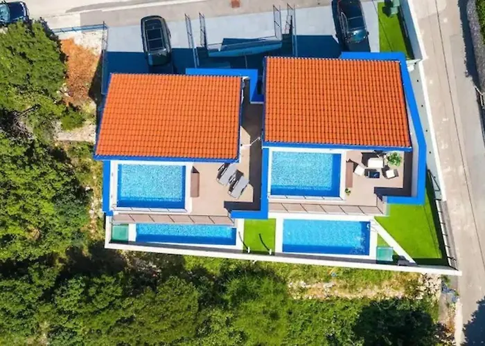 Vera - Luxury Seafront Apartament