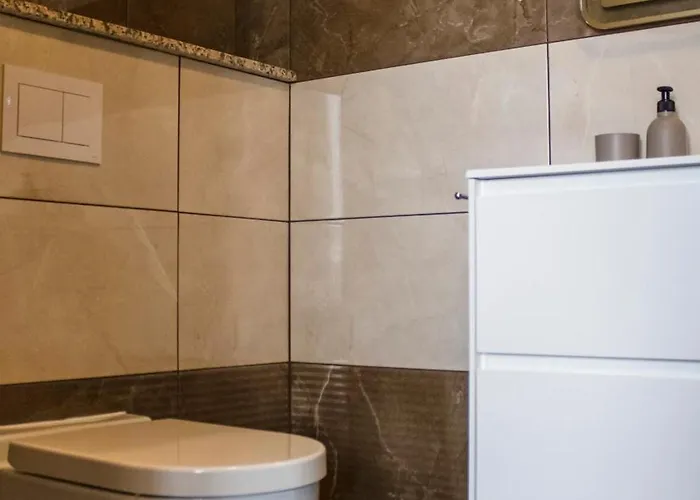 Vera - Luxury Seafront Apartament *