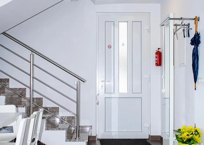 Vera - Luxury Seafront * Klenovica