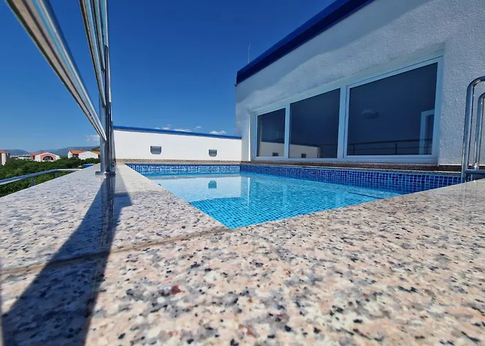 Vera - Luxury Seafront * Klenovica